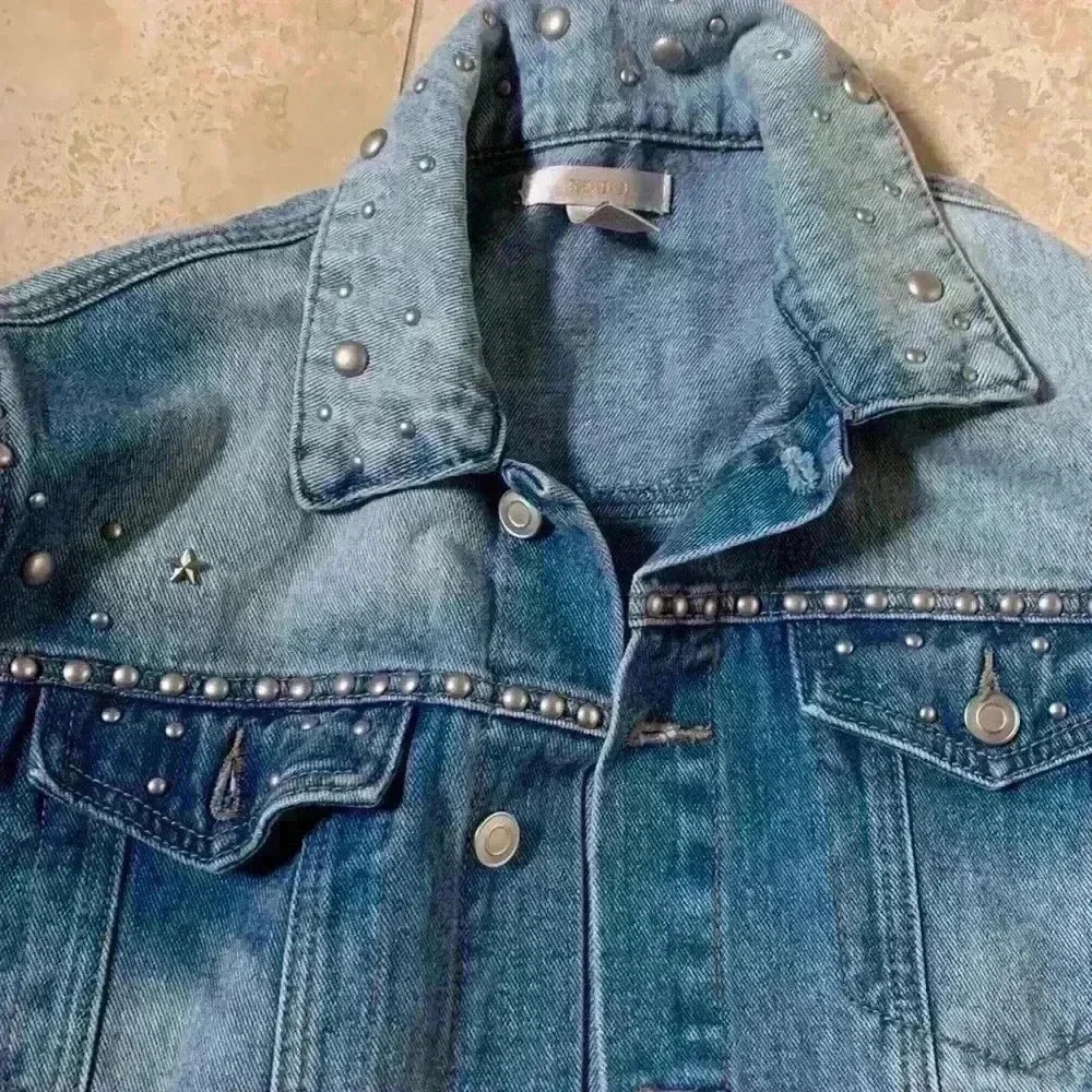 Studded jean jacket - Picture 4 of 4